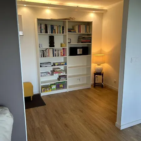 Front De Mer- Standing 1 Chambre